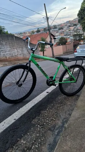 Bike montadinha aro 26 entrego na regiao passo cartao aceito catira!!! Desapego
