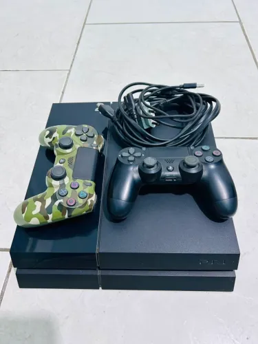 VENDO PS4 500gb