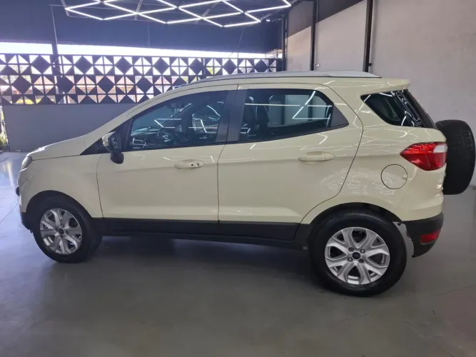 Ford Ecosport Titanium 1.6 16V Flex 5P 2015