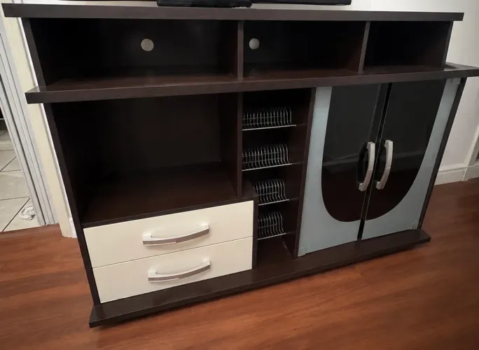 Rack TV