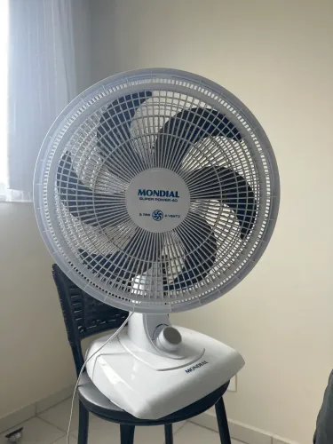 VENTILADOR MONDIAL SEMI NOVO