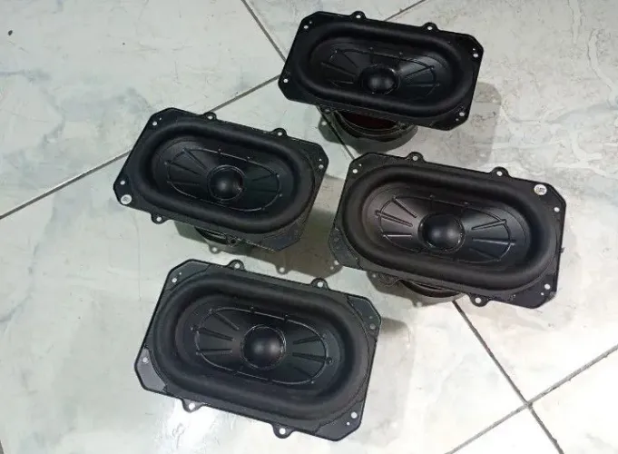 Alto falante da bombox jbl3