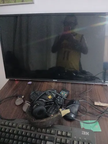 Tv semp 32 polegadas perfeito estado oportunidade unica