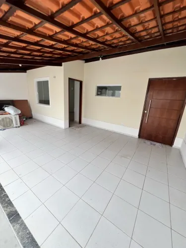 Casa Reformada 3/4 sendo 1 suíte - área gourmet - próximo a fraga maia