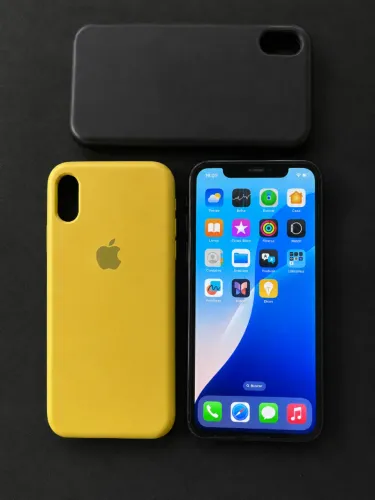iPhone XR 64GB Preto