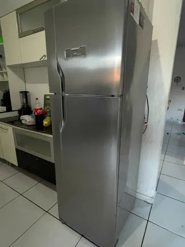Geladeira Electrolux Frost Free 371L Inox - DFX41