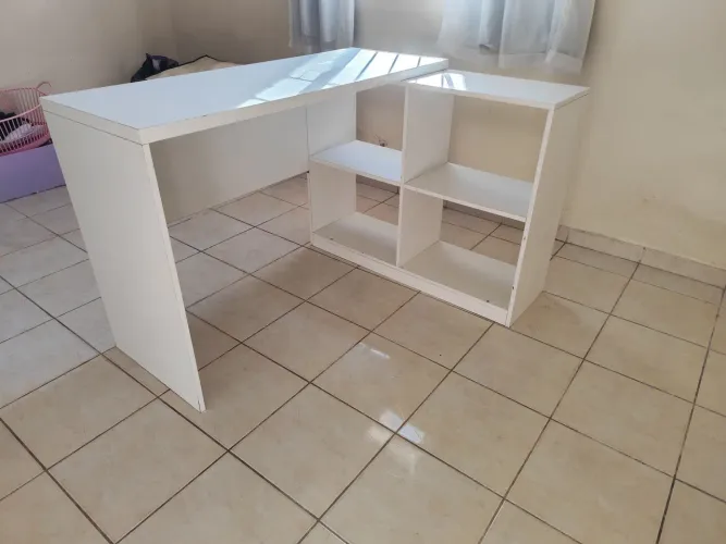 Venda escrivaninha.