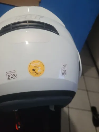 Capacete