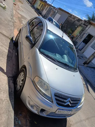 Citroen C3 GLX 1.4/ GLX Sonora 1.4 Flex 8V 5P 2011