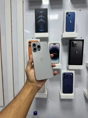 IPHONE 15 PRO MAX 256 GB - 4.300,00