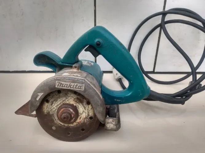Serra Mármore - Makita - 127V