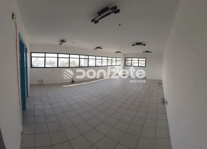 Sala comercial de 83 m² para locação no Centro de Santo André