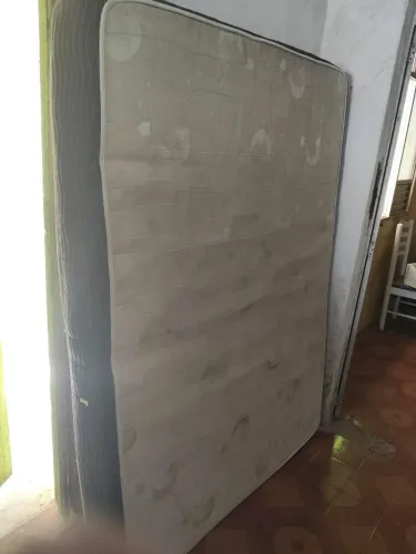 COLCHÃO CASAL USADO PRA CAMA BOX