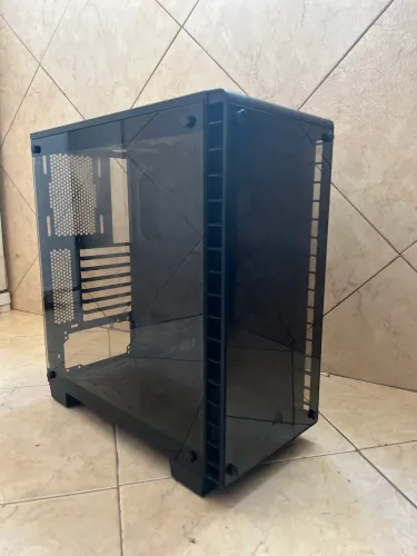 Gabinete Corsair