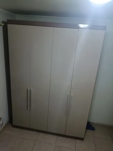 Guarda roupa 4 portas