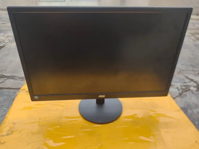 Monitor AOC vga 22 pol