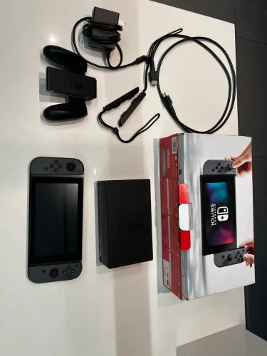 Nintendo Switch V1 desbloqueado + SD 200 GB