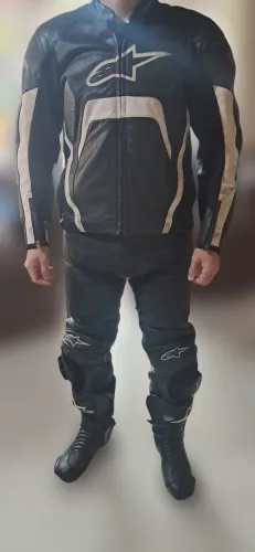 Kit Alpinestars Moto: Bota SMX-6 V2 + Jaqueta Tech 1-R + Calça Apex