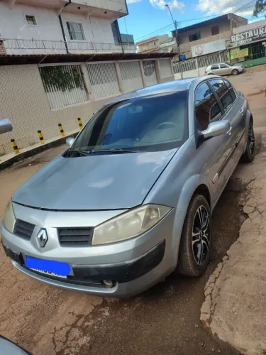 Renault Megane Sedan Dynamique Hi-flex 1.6 16V 2008