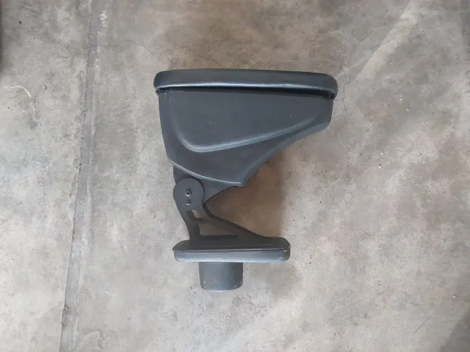 APOIO DE BRAÇO / PORTA OBJETOS NEW FIESTA 