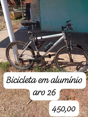 Bicicleta em alumínio aro 26