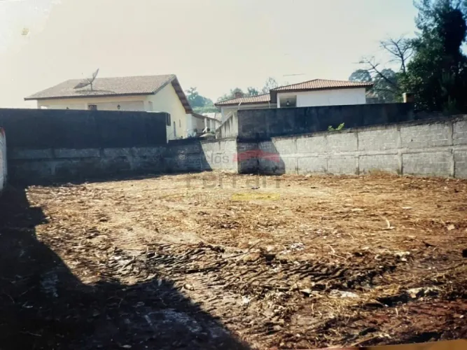 Terreno a 800 metros do Autódromo de Interlagos! 625 m2 total, PERMUTA Zona Norte, litoral