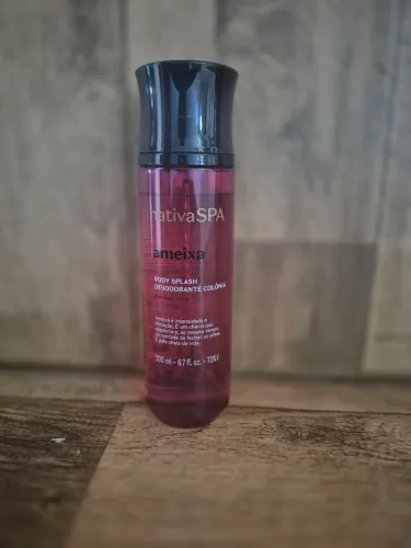 Body splash ameixa e creme floratta, novos sem uso com a validade 2028