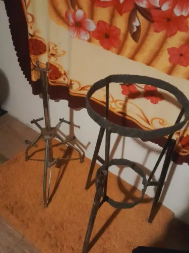 Pedestais para tumbadoras e timbau