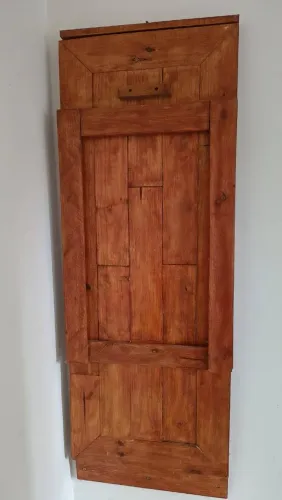 Mesa dobrável de parede.