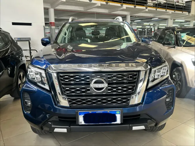 Nissan Frontier XE CD 4X4 2.3 Bi-TB Diesel Aut. 2025