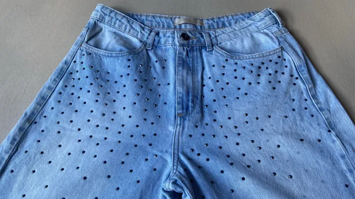 Calça Jeans com Strass 40