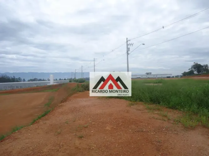 Terreno industrial à venda, 11517 m² por R$ 2.880.000 - Distrito Industrial - Pindamonhang