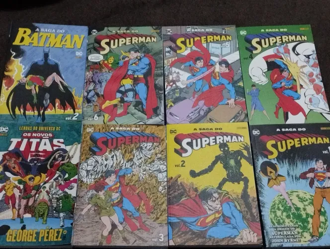 Lote HQS - Saga do Superman, Saga do Batman e Jovens Titãs