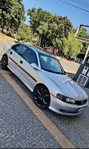 Chevrolet Vectra GLS/ Challenge 2.2 MPFI 16V 2000