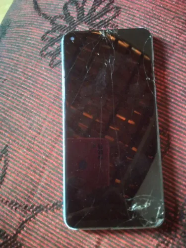 Vendo 2 celulares pra retirada de peças ou mandar arrumar