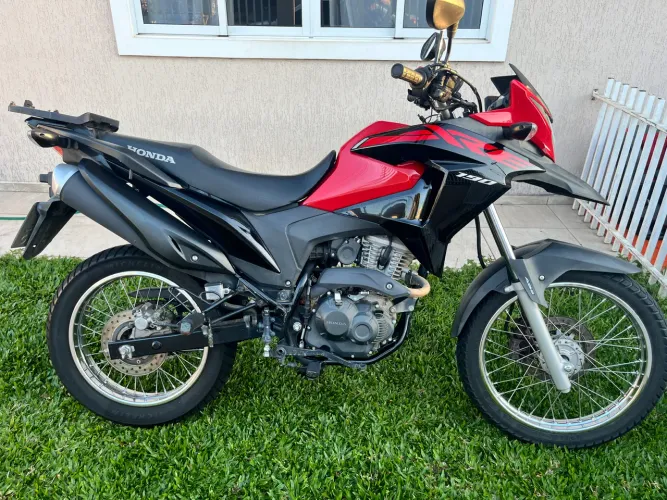 XRE 190 2022 31mkm R$22.000,00