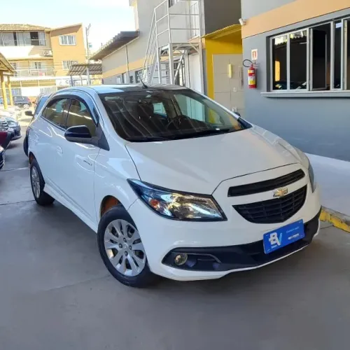 Chevrolet Onix Hatch Effect 1.4 8V Flex Power Mec. 4P 2015