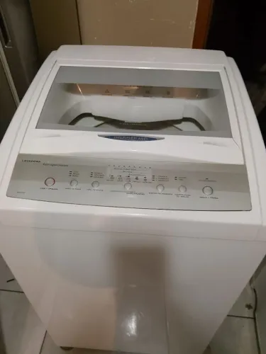 Máquina lavar 5 kilos R$ 200 aceito proposta funciona tudo mas no centrífuga ta barulhenta