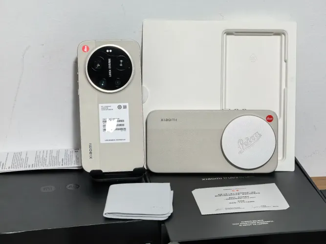 Xiaomi 17 ultra by leica GLOBAL ROM