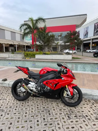 S1000rr muito conservada 
