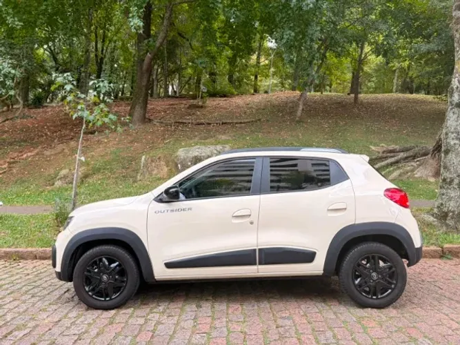 Renault Kwid Outsider 1.0 Flex 12V 5P Mec. 2021