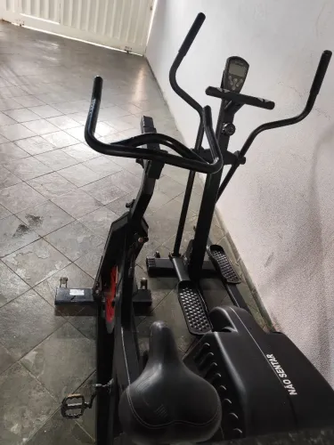 Elíptico profissional
