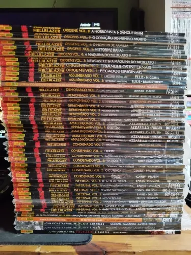 Coleção John Constantine Hellblazer Panini capa cartão