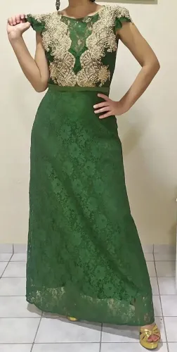 Vestido de Festa Verde Oliva com Dourado