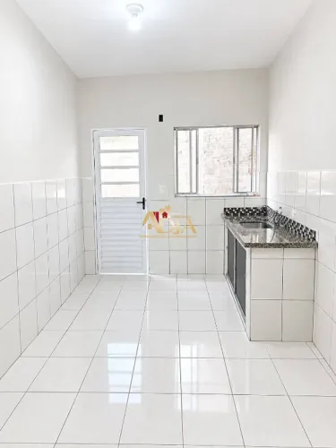 Casa com 2 dormitórios para alugar, 90 m² por R$ 1.115,00/mês - Jardim Itapark Velho - Mau