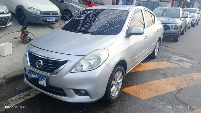 Nissan Versa SL 1.6 16V Flex Fuel 4P Mec. 2013