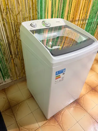 MÁQUINA DE LAVAR ROUPA
