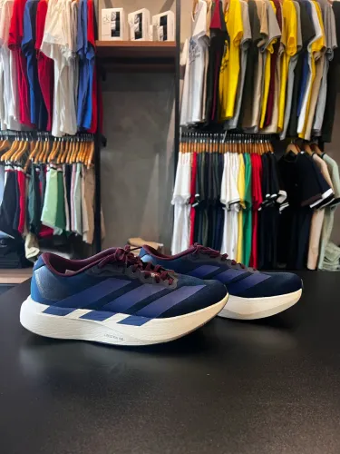 Tênis ADIZERO