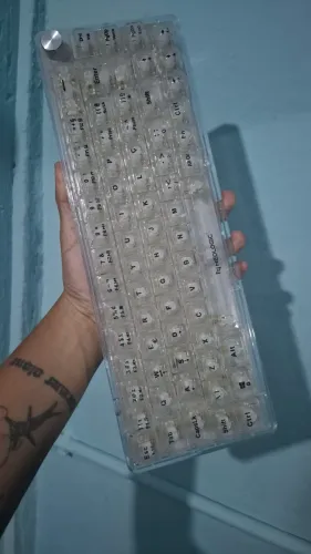 Teclado transparente 