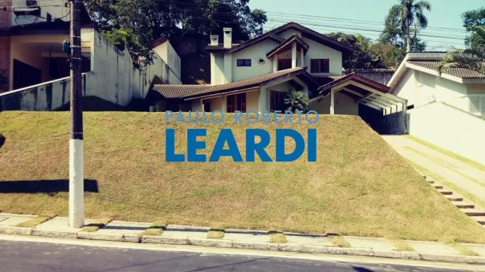 CASA EM CONDOMÍNIO - ARUJAZINHO 1, 2, 3 - SP